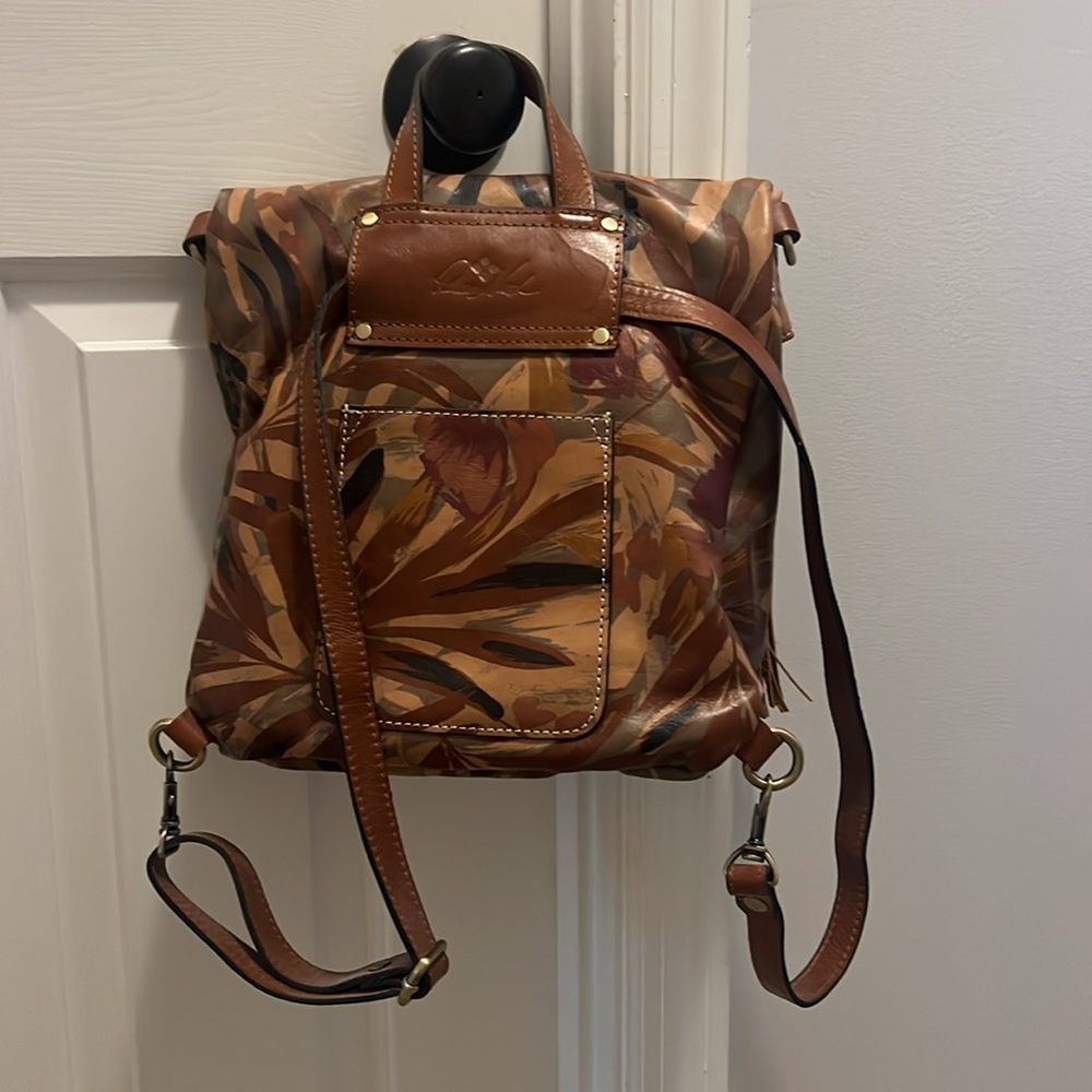 Patricia Nash convertible backpack NWOT - Picture 2 of 2